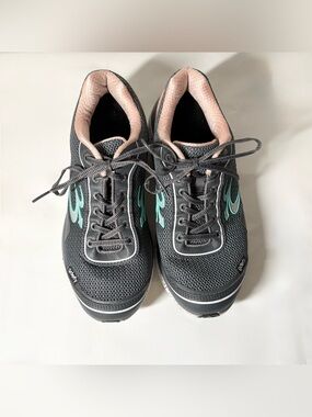 Gravity Defyer Women’s G-Defy Mighty Walk Sneaker Size 10